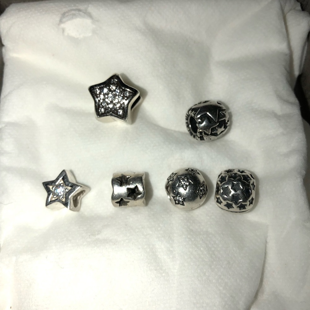 Pandora and 1 generic beads